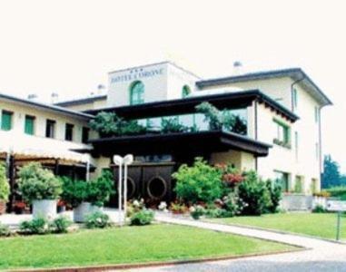 Hotel Corone Caerano Di San Marco Esterno foto