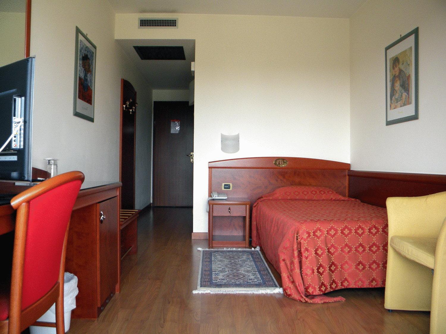 Hotel Corone Caerano Di San Marco Esterno foto