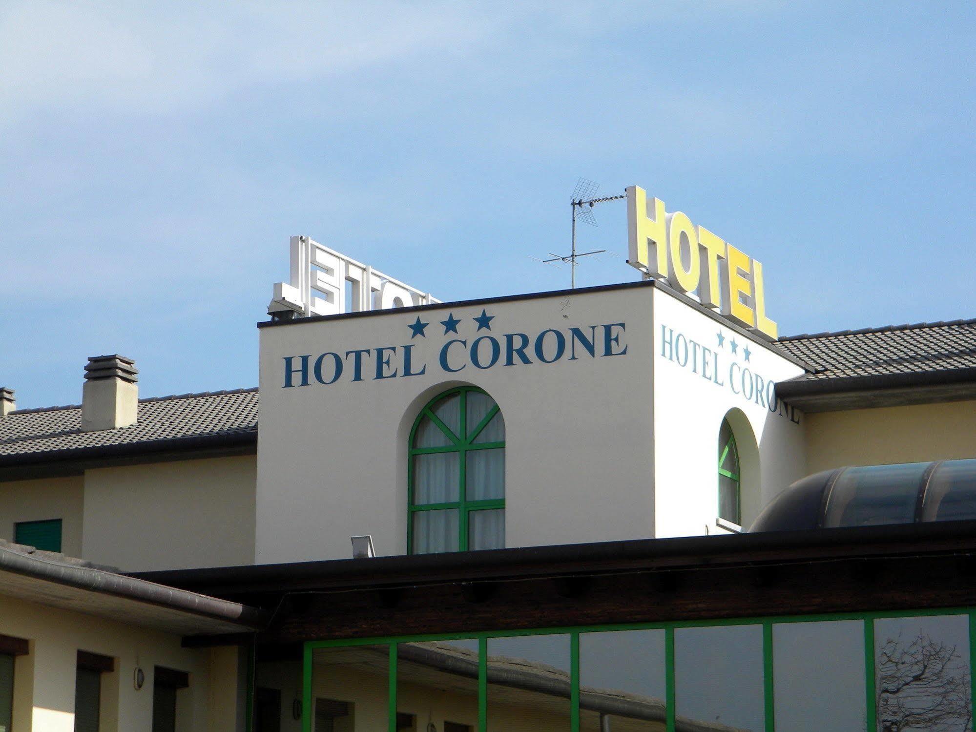 Hotel Corone Caerano Di San Marco Esterno foto